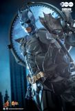 [ ĐÃ PHÁT HÀNH - ORDER ] HOT TOYS MMS697 - WB 100  BATMAN HOT TOYS EXCLUSIVE