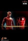 [ĐẶT TRƯỚC] HOT TOYS MMS713 - THE FLASH : FLASH (REGULAR VERSION)