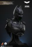 [ĐÃ PHÁT HÀNH] ] HOT TOYS QS019 - THE DARK KNIGHT TRILOGY BATMAN 1/4TH SCALE COLLECTIBLE FIGURE