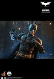 [ĐÃ PHÁT HÀNH] ] HOT TOYS QS019 - THE DARK KNIGHT TRILOGY BATMAN 1/4TH SCALE COLLECTIBLE FIGURE