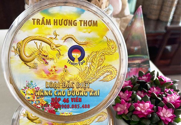  Trầm hương loại đặc biệt thiên tạo 