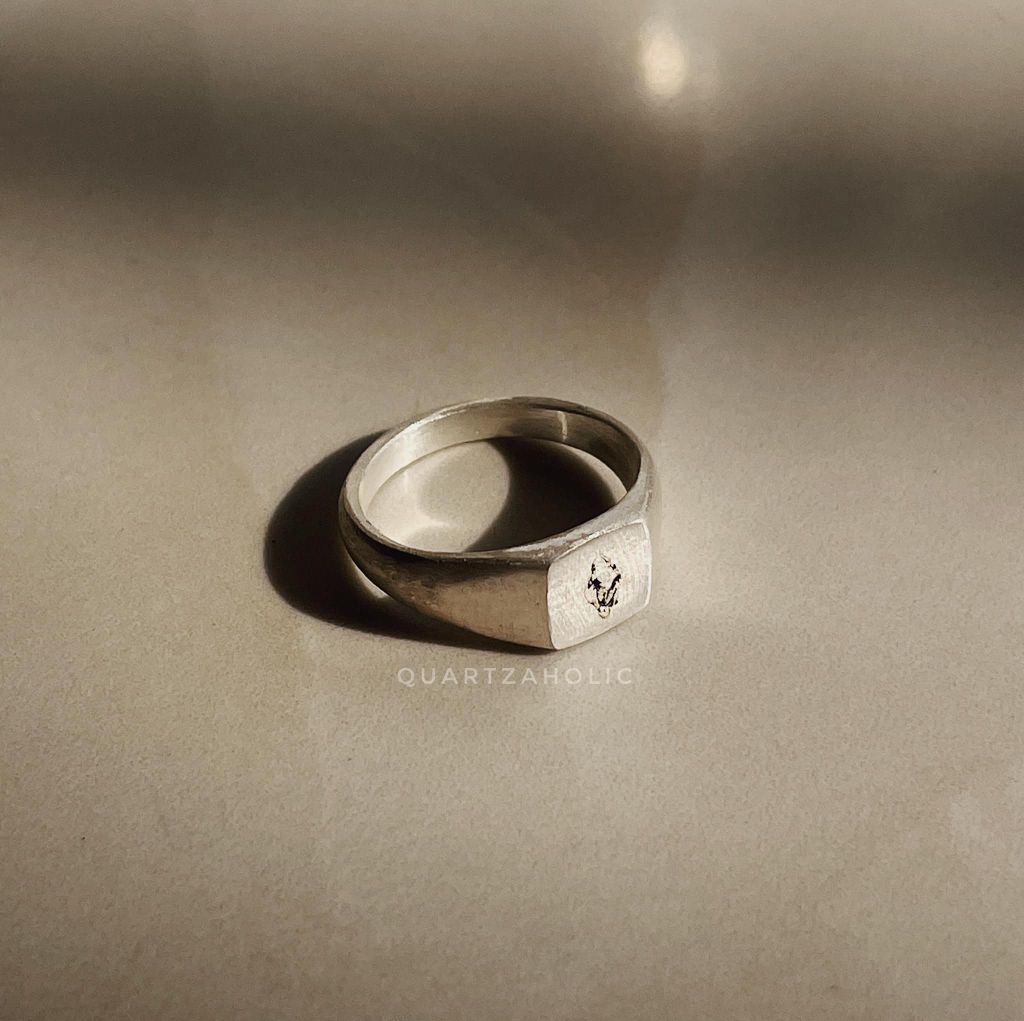 Nhẫn Signet