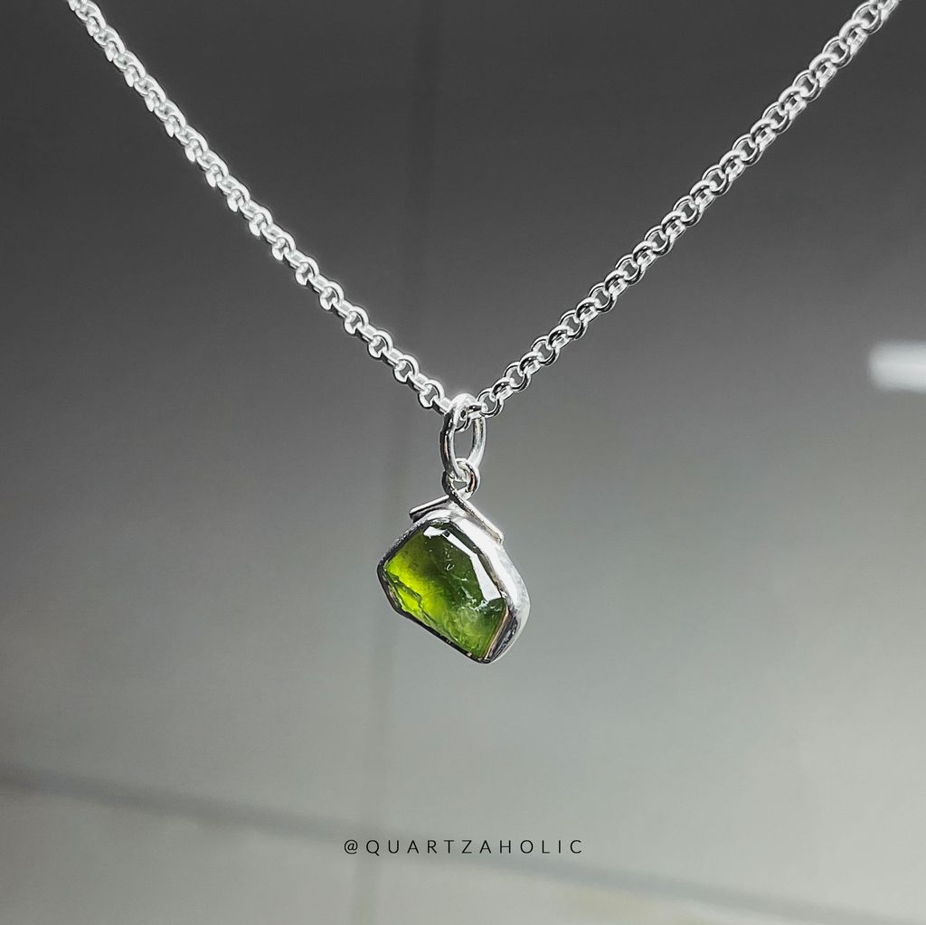 Mặt Dây Freeset Rosecut Peridot