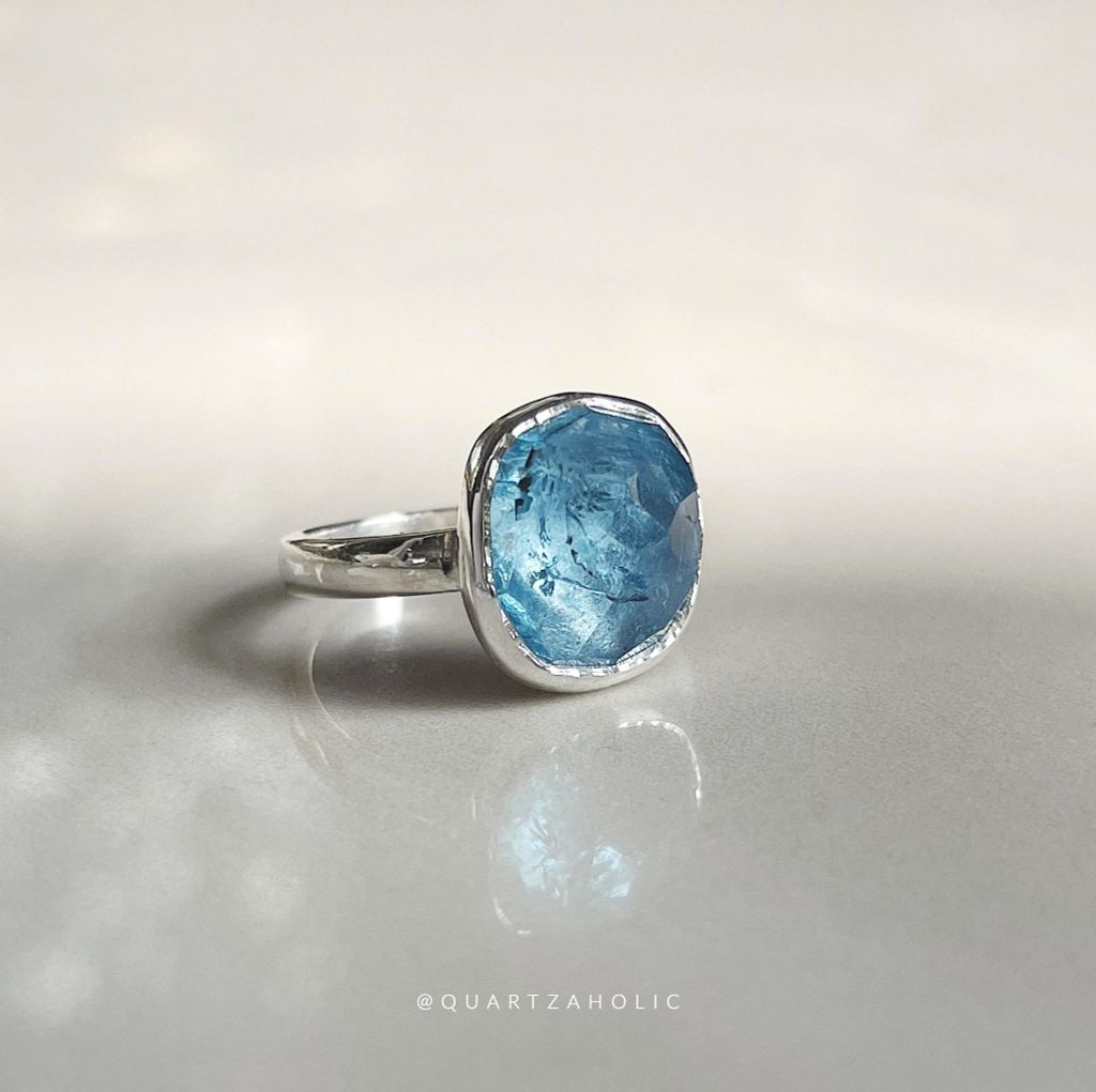 Nhẫn Freeset Rose Cut Aquamarine