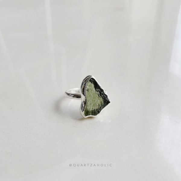  Nhẫn Freeset Moldavite 