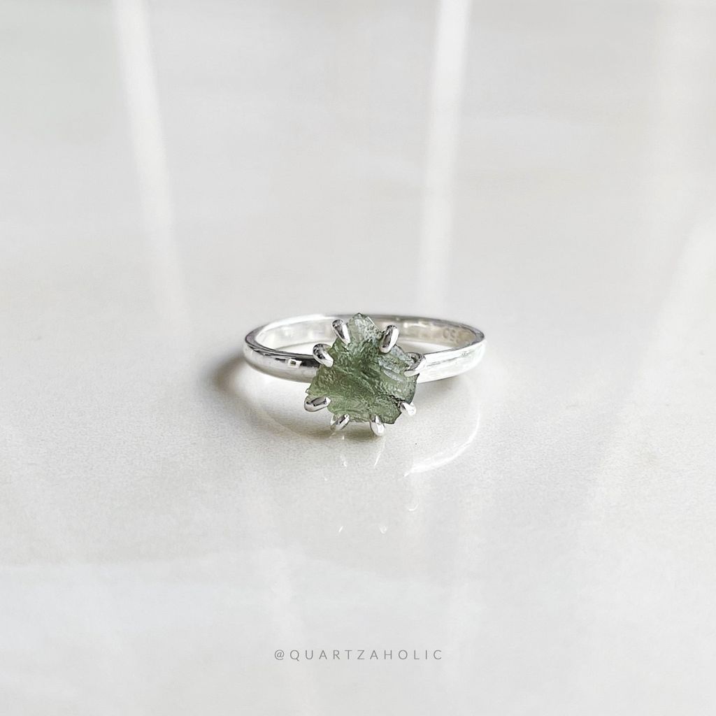 Nhẫn Claws Moldavite