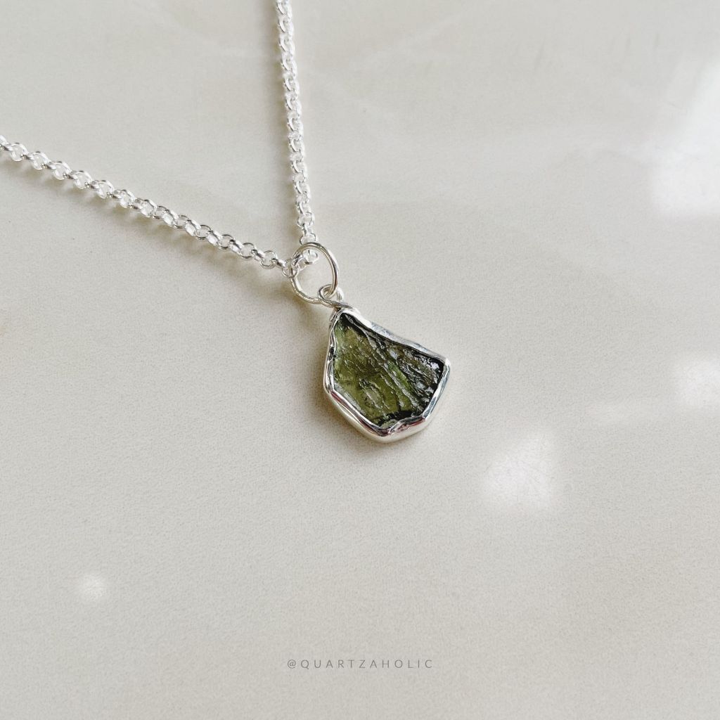 Mặt Dây Freeset Moldavite