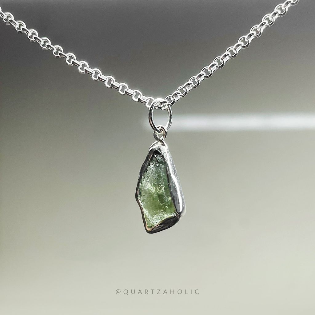 Mặt Dây Freeset Moldavite