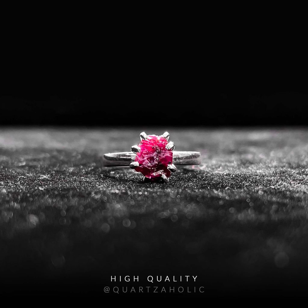 Nhẫn Claws Ruby