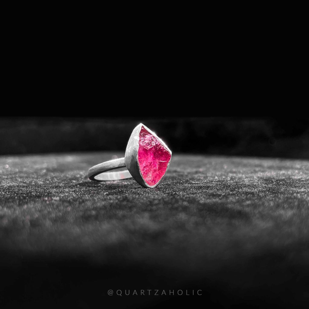 Nhẫn Freeset Rubellite