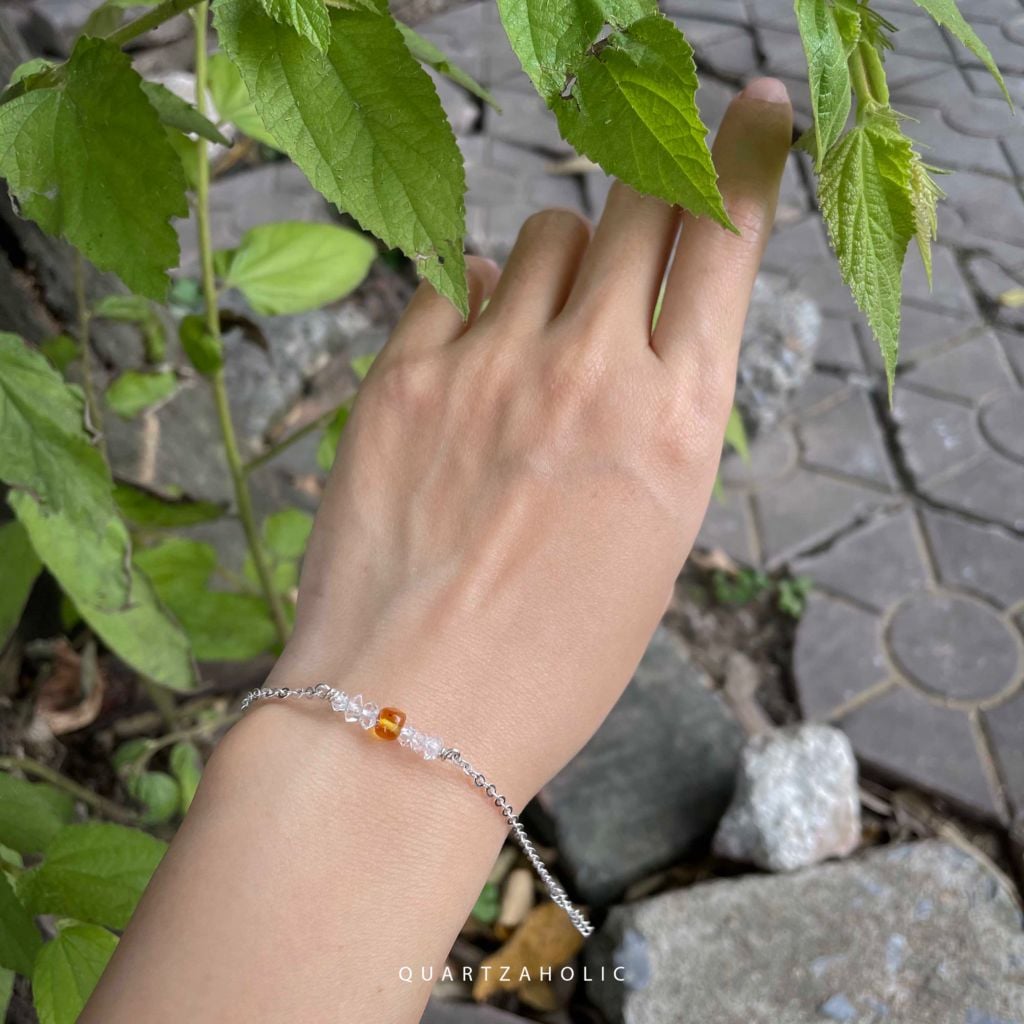 Vòng tay Amplification