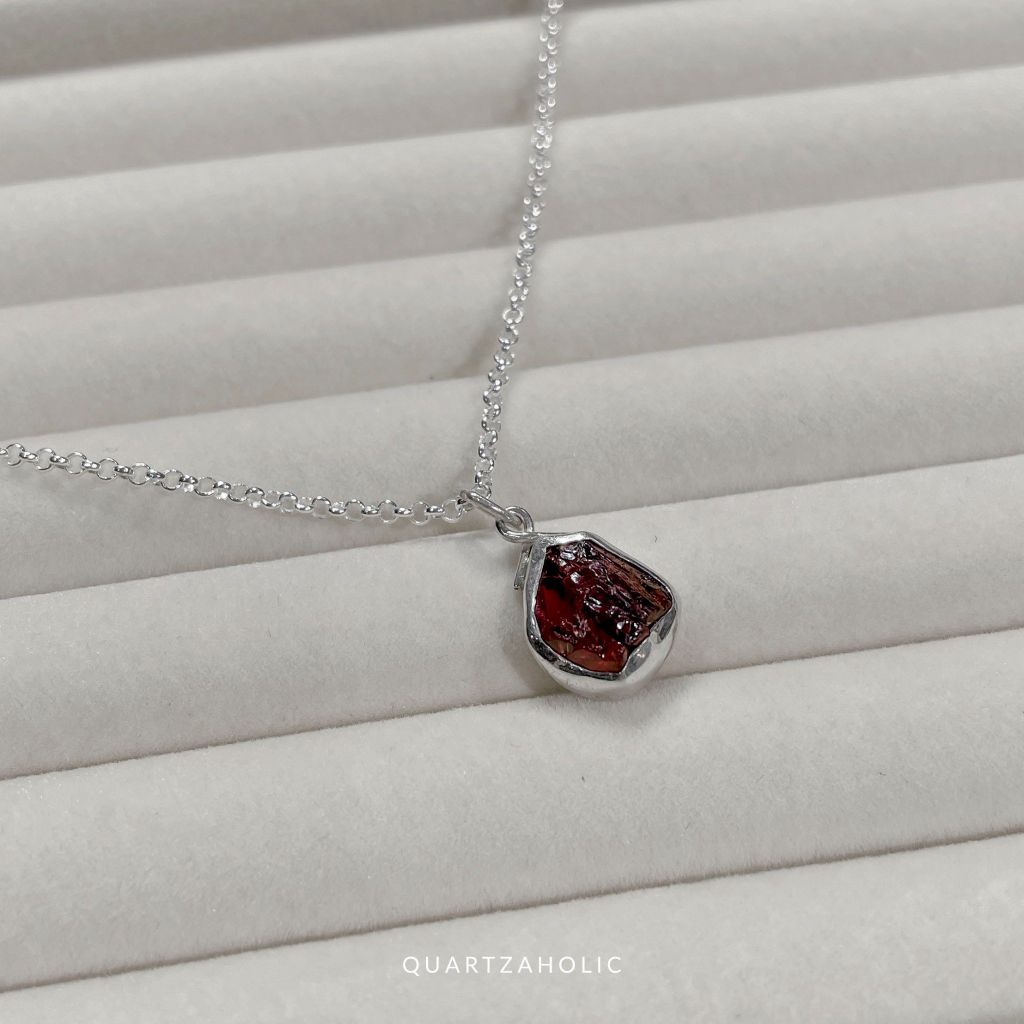 Mặt Dây Freeset Garnet