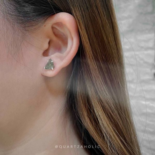  Bông Tai Stud Moldavite 