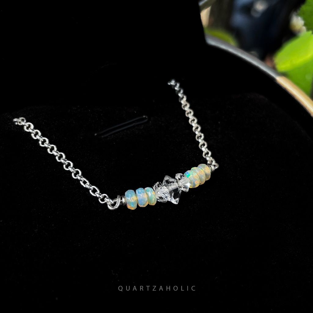 Vòng Tay Line Opal x Herkimer Diamond