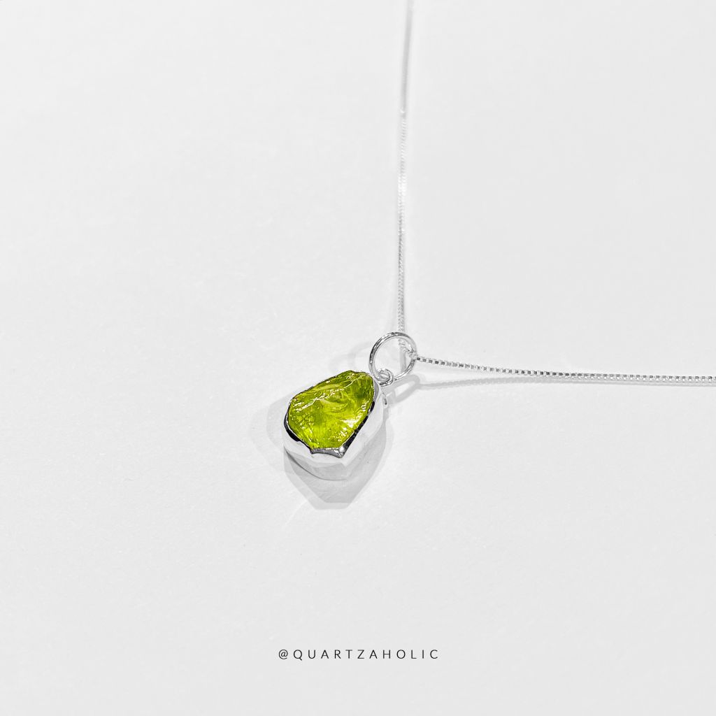 Mặt Dây Freeset Peridot