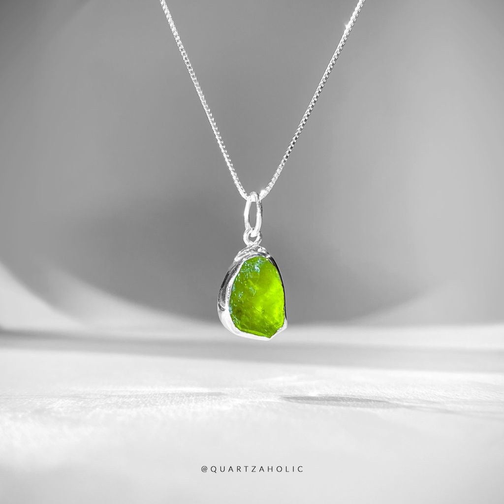 Mặt Dây Freeset Peridot