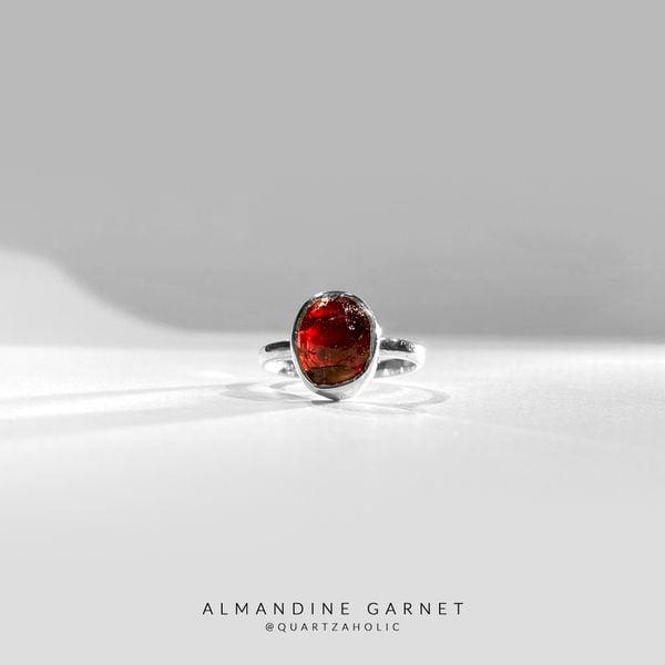  Nhẫn Freeset Garnet  