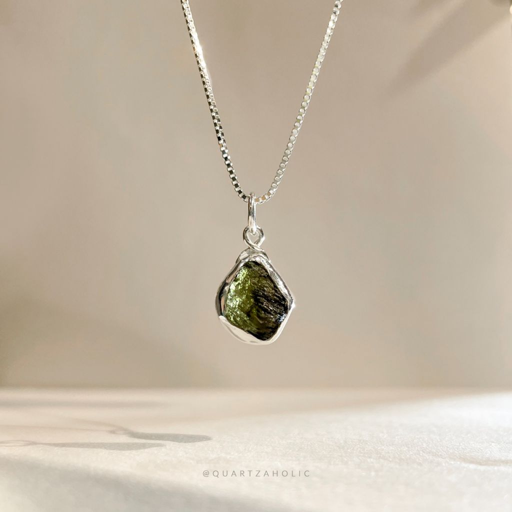 Mặt Dây Freeset Moldavite