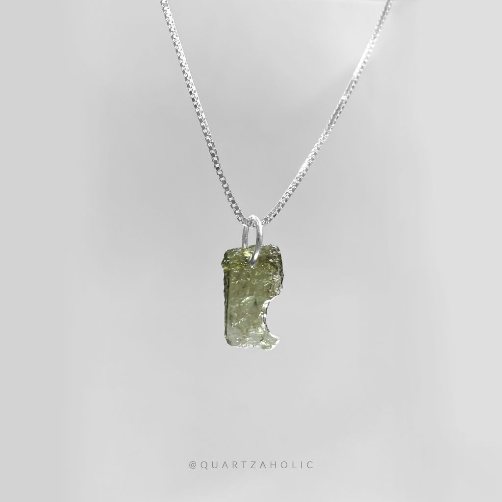 Mặt Dây Basic Moldavite