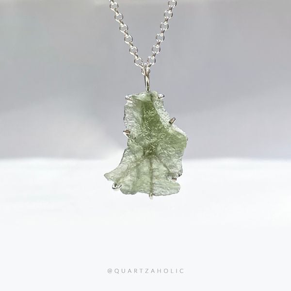  Mặt Dây Claws Moldavite 