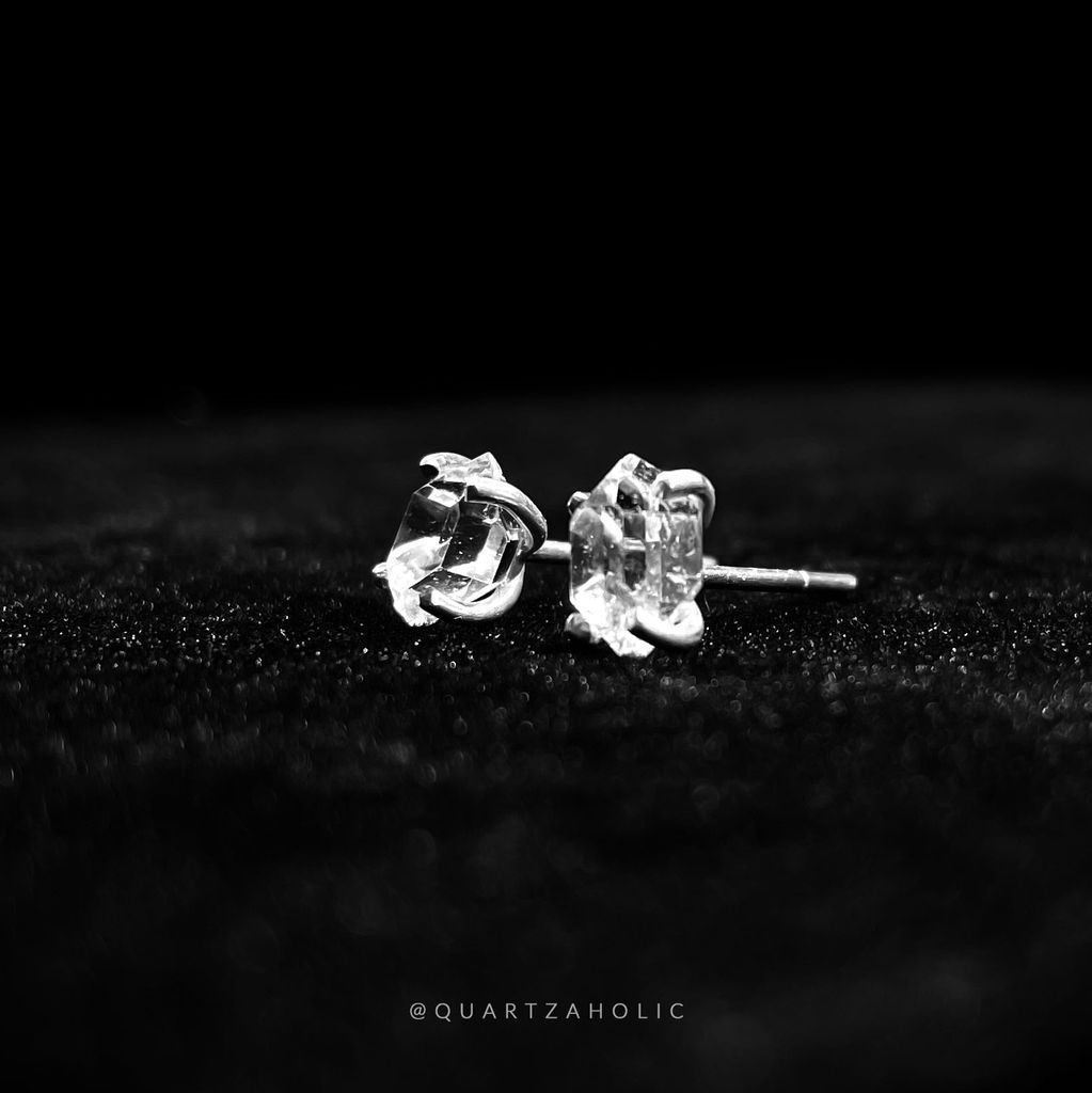 Bông Tai Stud Herkimer Diamond