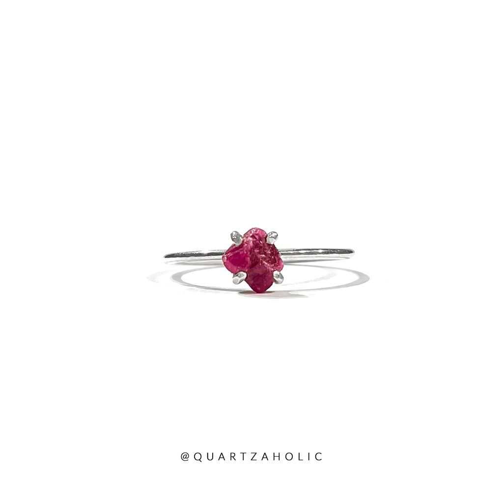 Nhẫn Claws Ruby