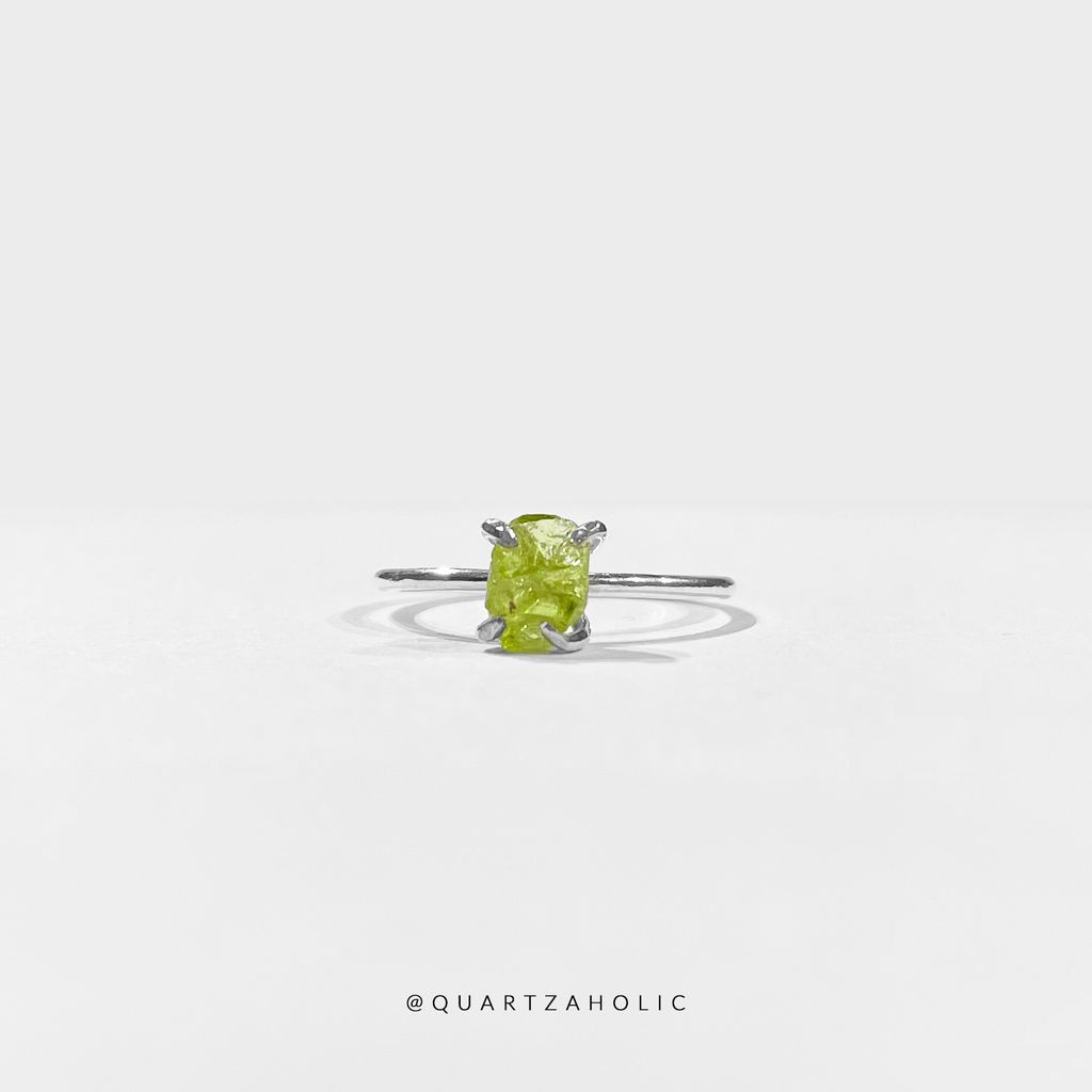 Nhẫn Claws Peridot