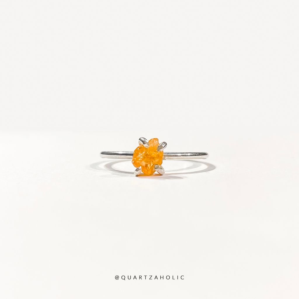 Nhẫn Claws Spessartine Garnet 