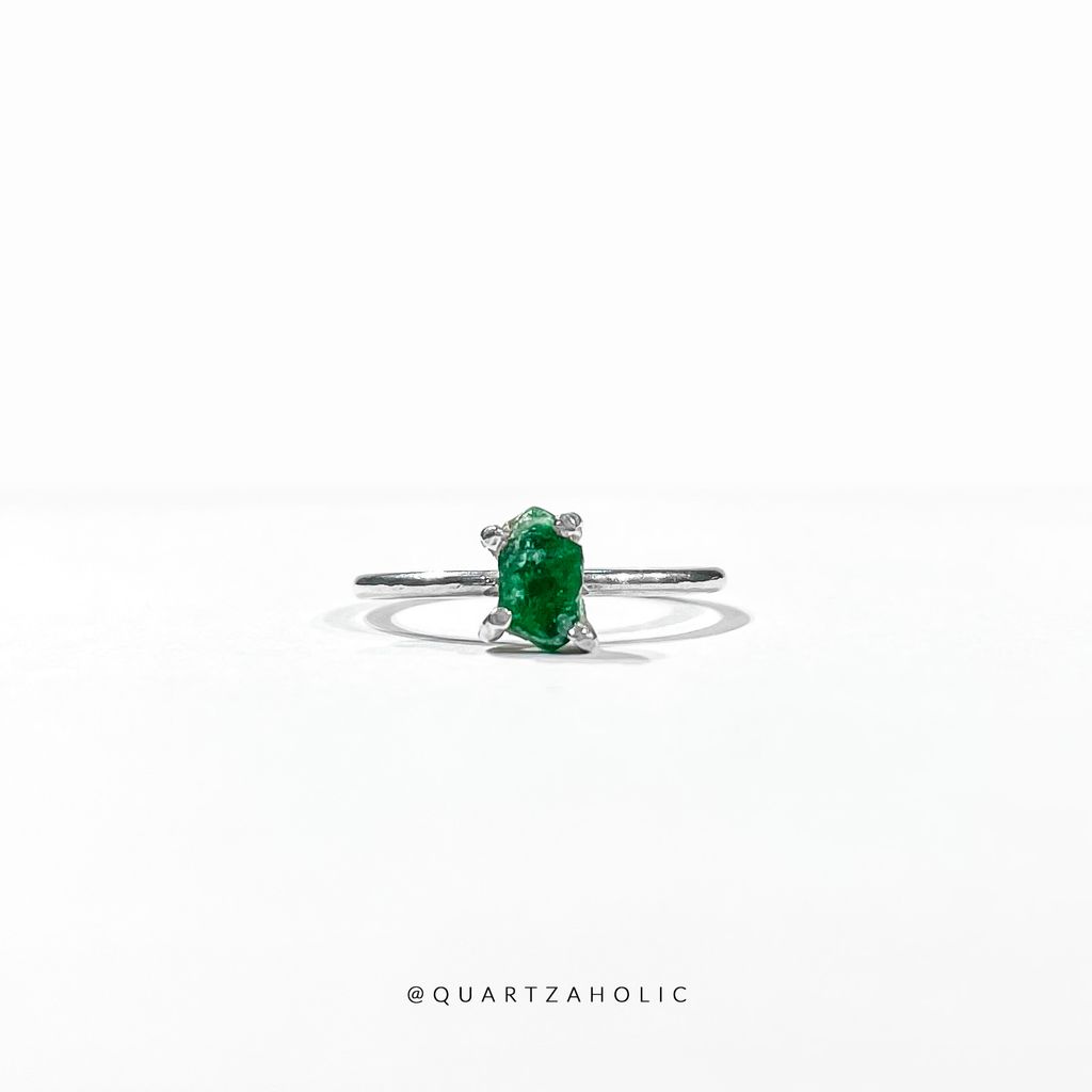 Nhẫn Claws Emerald
