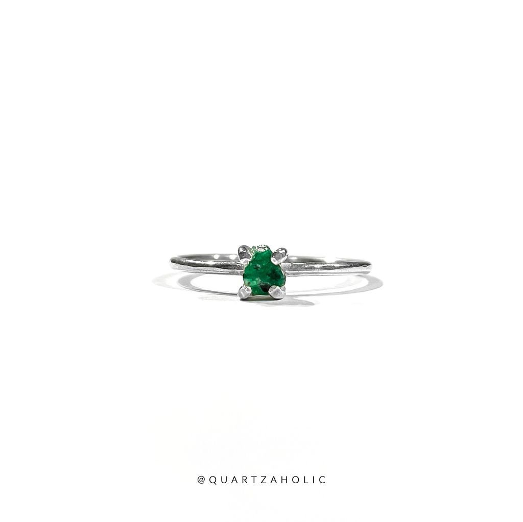 Nhẫn Claws Emerald