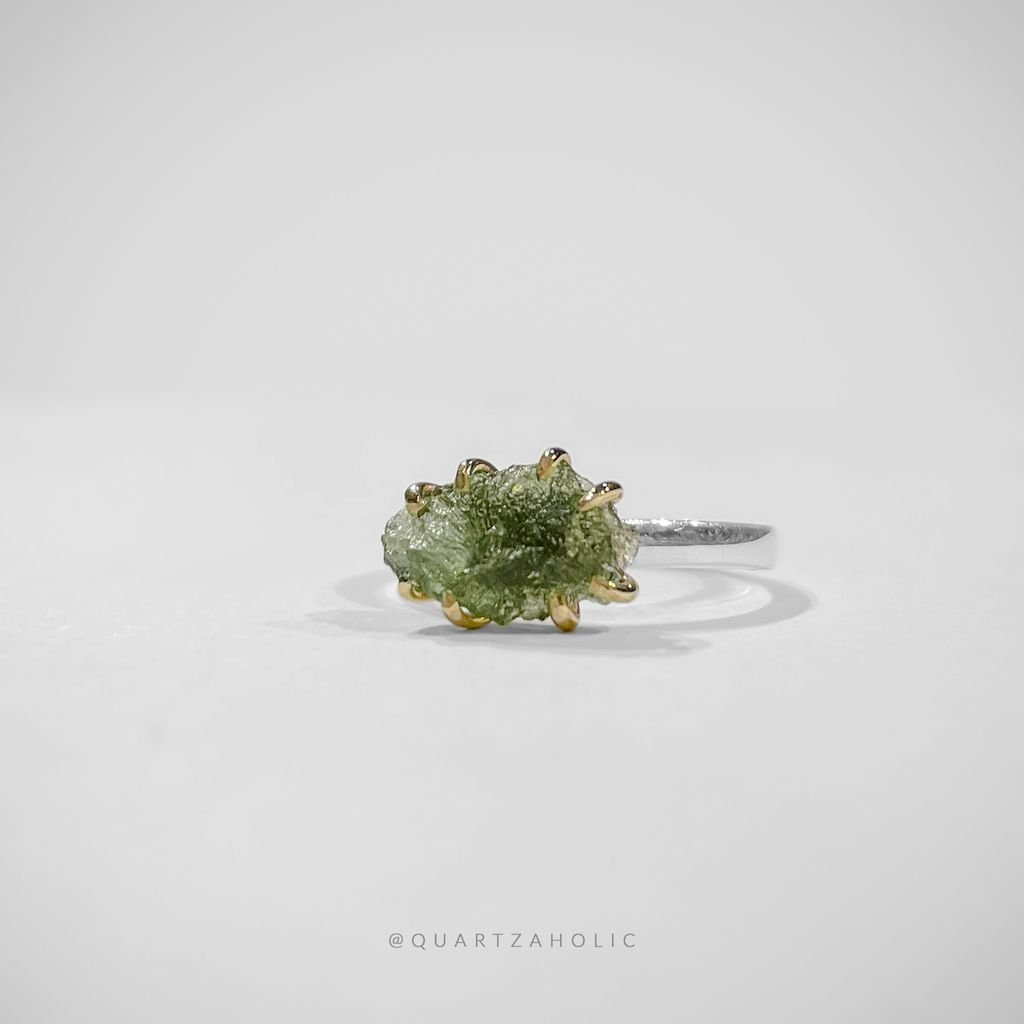 Nhẫn Claws Golver Moldavite