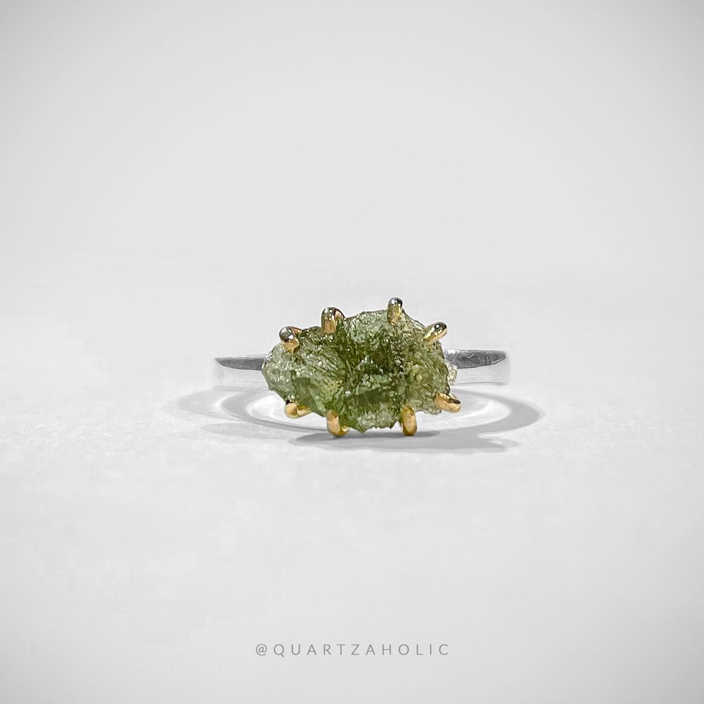 Nhẫn Claws Golver Moldavite