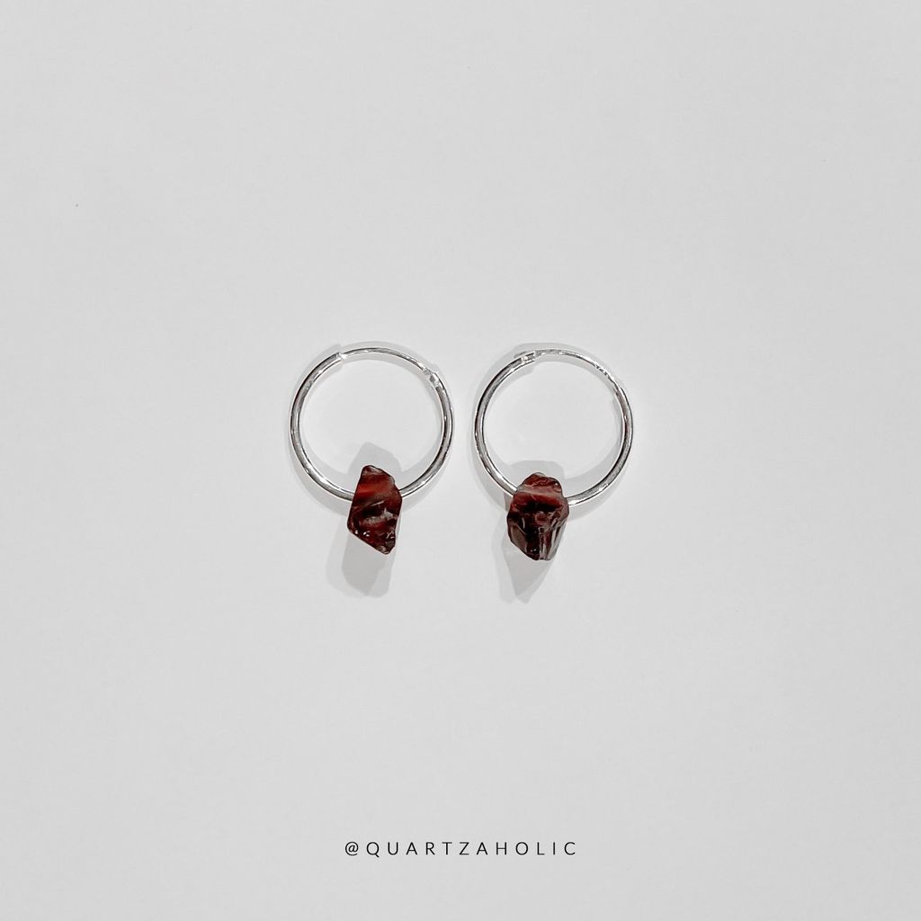 Bông Tai Hoop Garnet