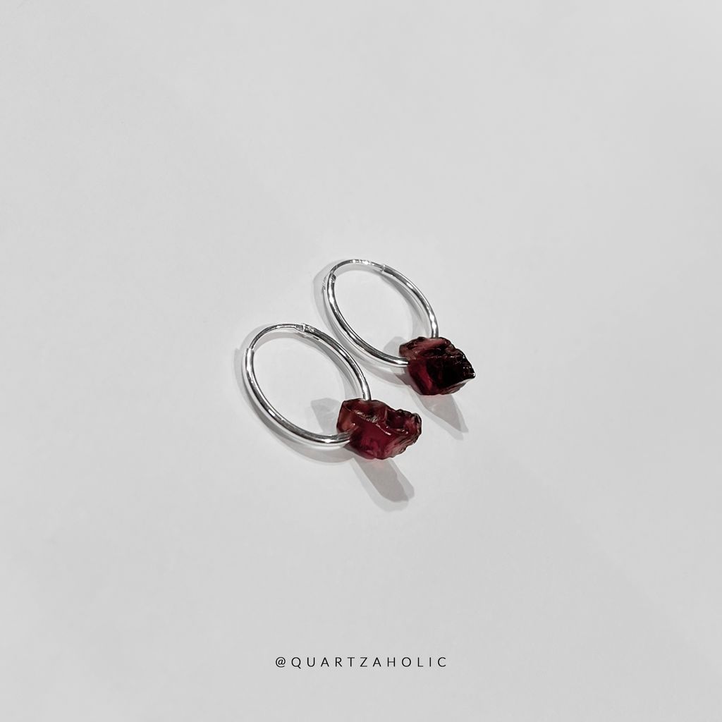 Bông Tai Hoop Garnet