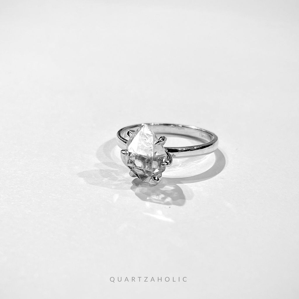 Nhẫn Claws Herkimer Diamond