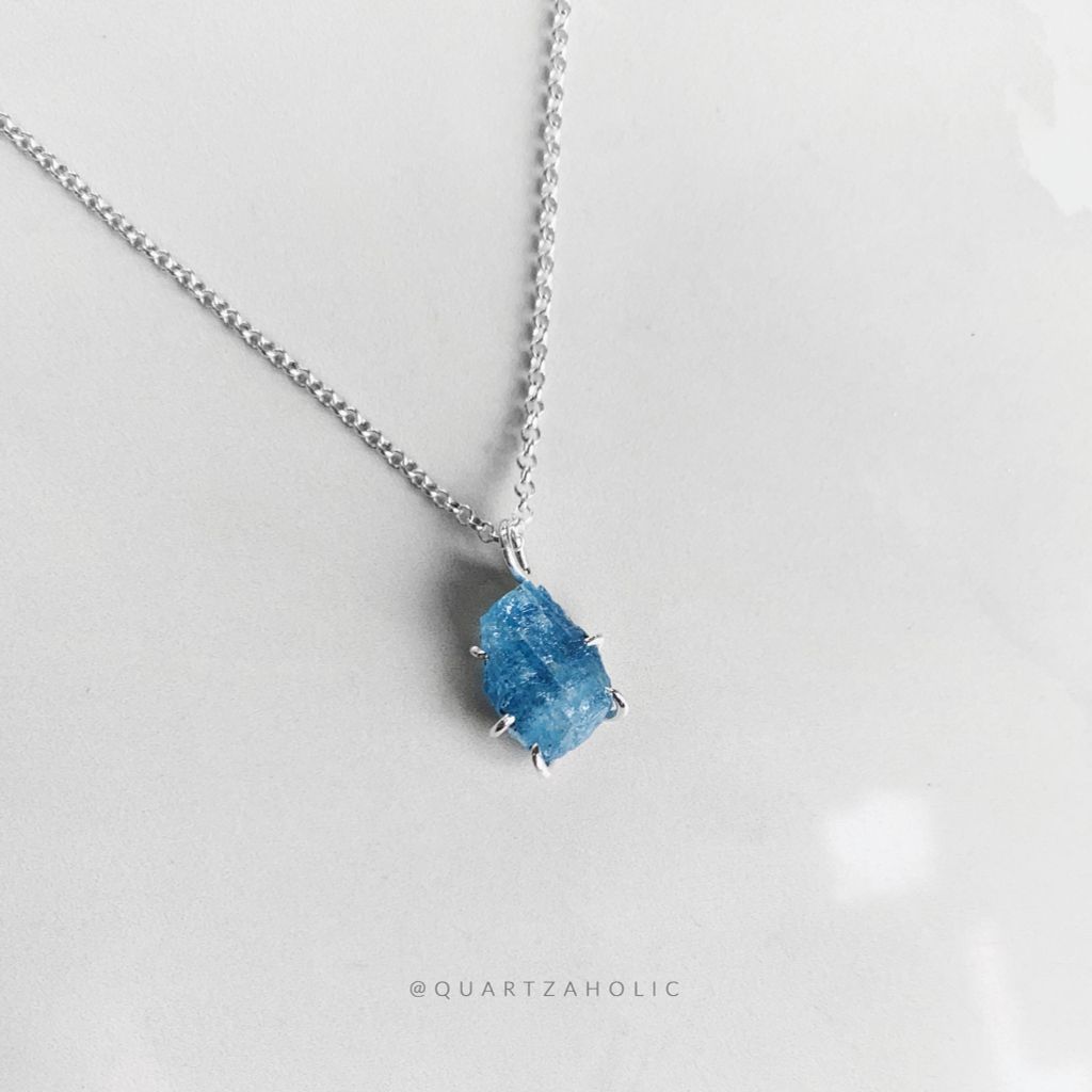 Mặt Dây Claws Aquamarine
