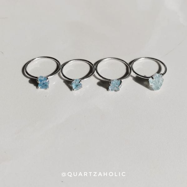  Nhẫn Claws Aquamarine 