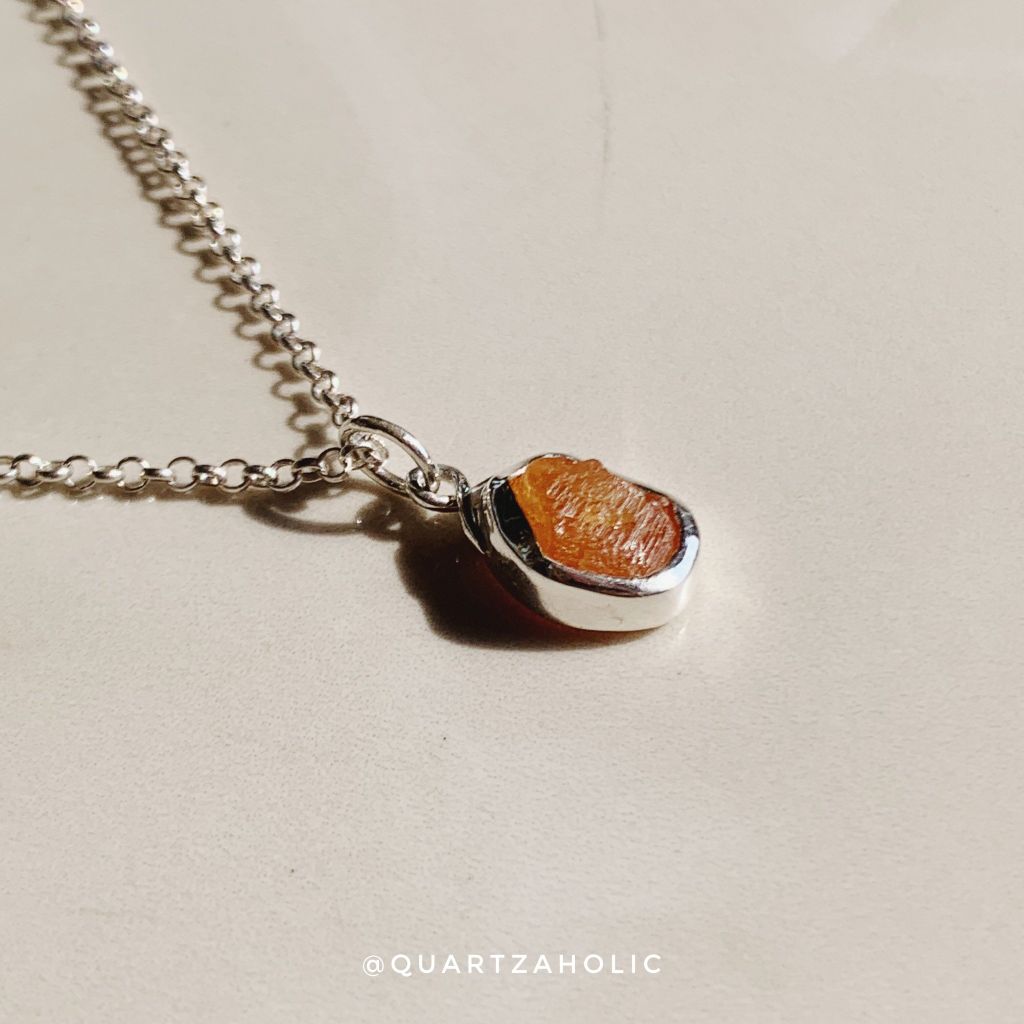 Mặt Dây Freeset Garnet