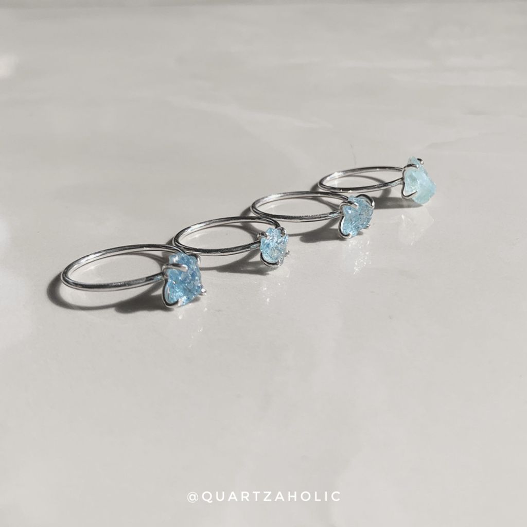 Nhẫn Claws Aquamarine
