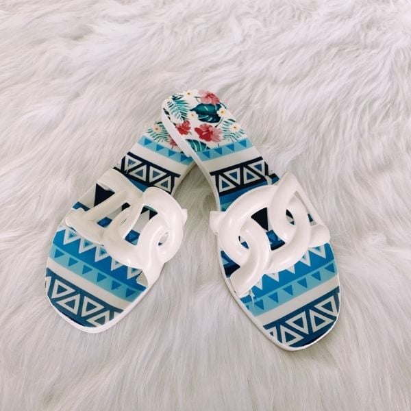 Dép kiểu nữ hoạ tiết nhiều màu