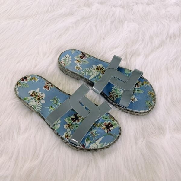 Dép kiểu nữ hoạ tiết nhiều màu