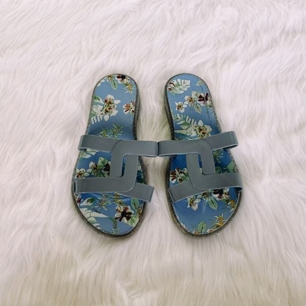 Dép kiểu nữ hoạ tiết nhiều màu
