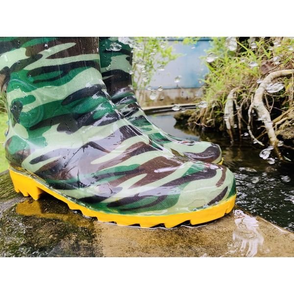 Ủng bảo hộ rằn ri cao cấp - Ủng đi mưa - Chống bám dính, chống trơn trượt - Nhựa PVC tổng hợp - Việt Thắng