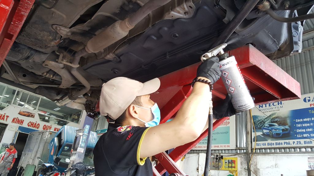 Phủ gầm chống sét, giảm ồn | Carcare SaiGon