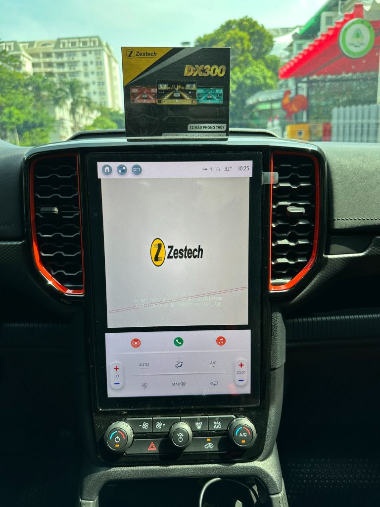 Lắp đặt màn hình ô tô chính hãng  | Carcare SaiGon