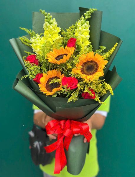 Bó Hoa Tươi Cầu Chúc May Mắn
