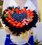  Hộp Trái Cây Sang Trọng Dâu Tây Mix Việt Quất - TC16 