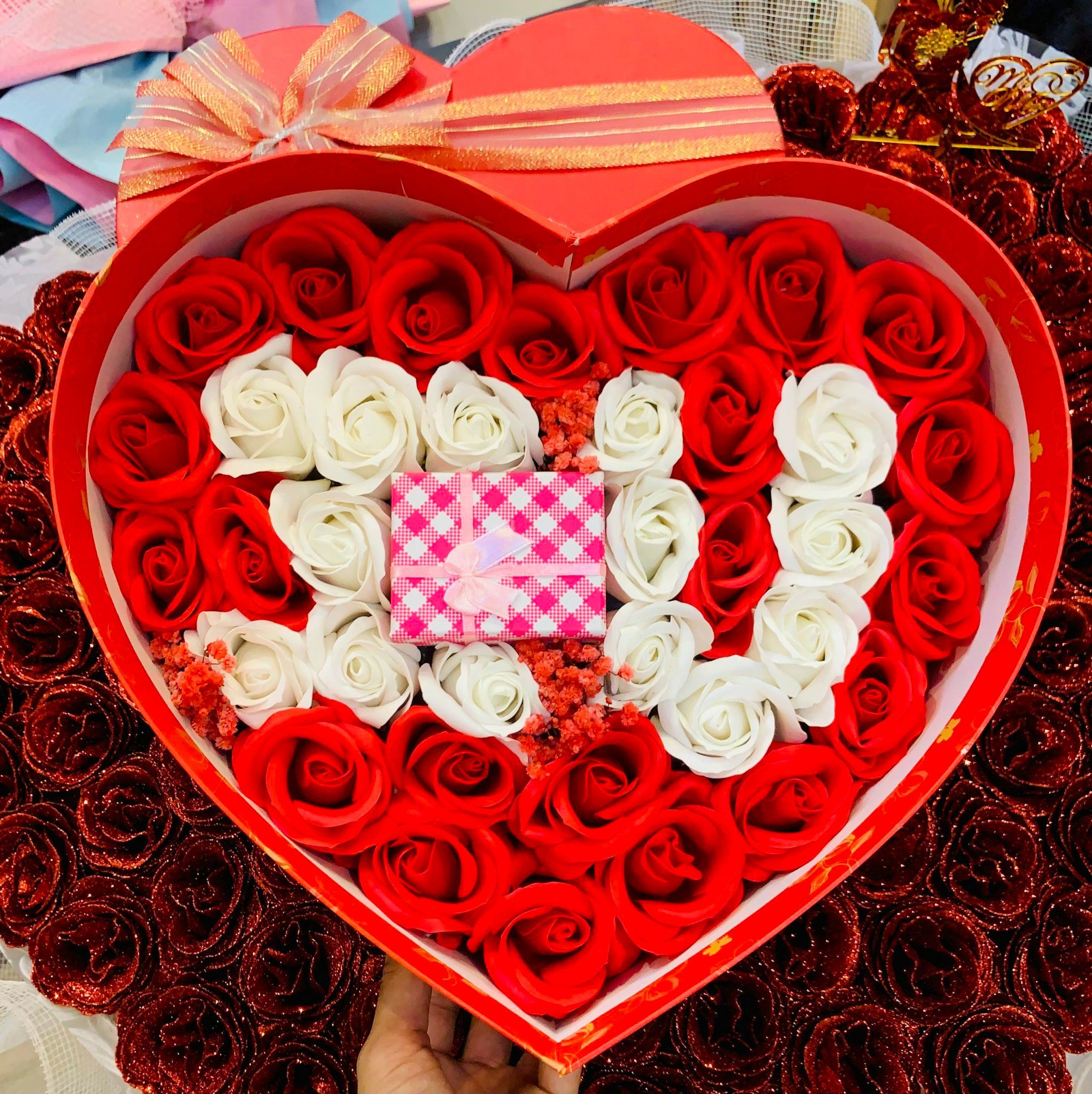  Hộp Hoa Cầu Hôn I Love You - HH17 