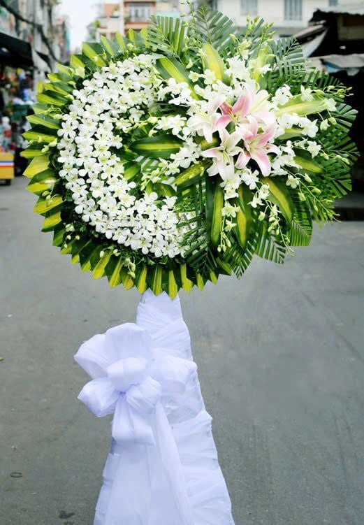  Vòng Hoa Tang Lễ Miss - HTL31 