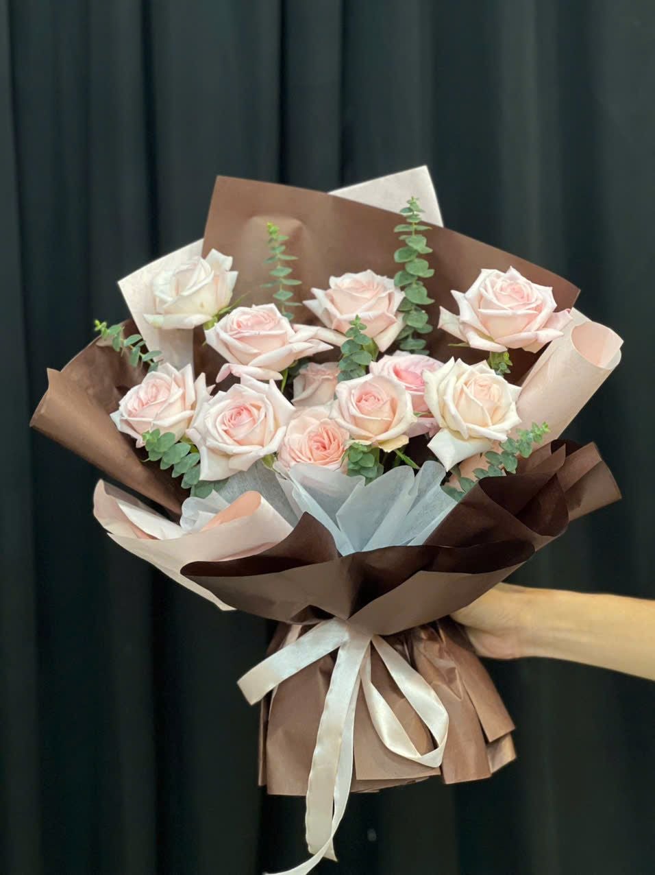  Bó Hoa Hồng Hẹn Hò - HBD16 